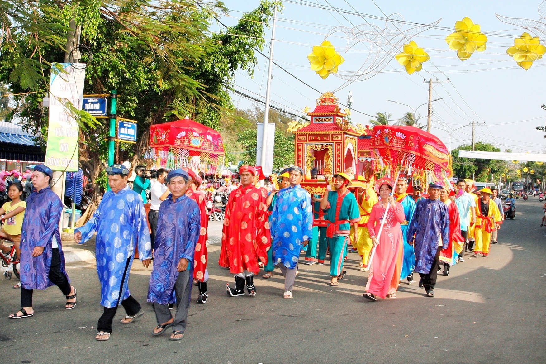 Lễ hội Dinh Cô Long Hải