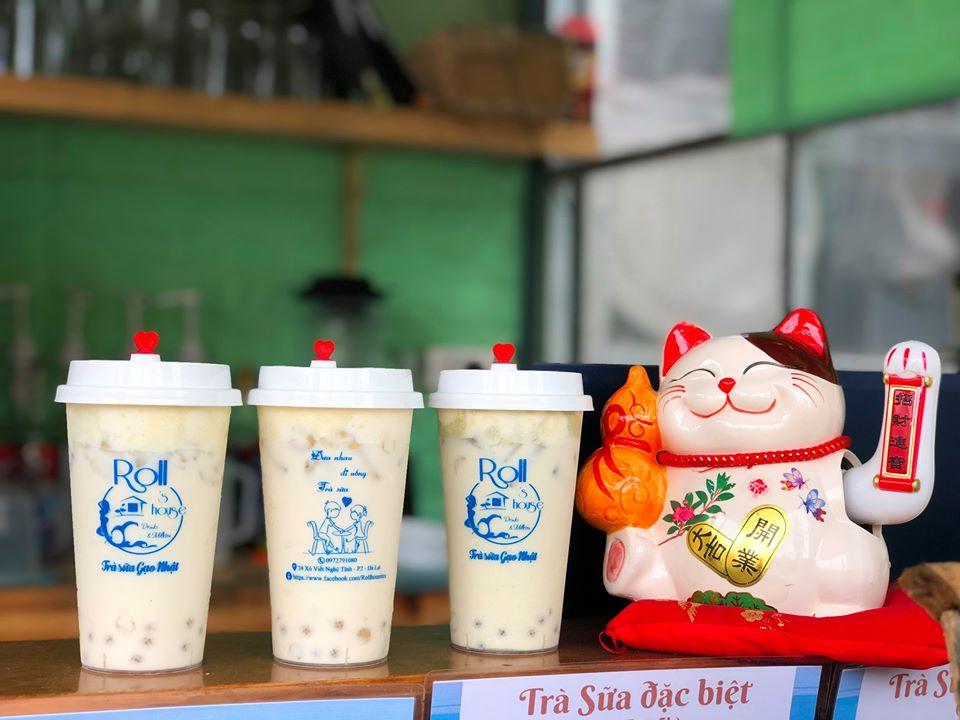 Đà Lạt se lạnh, cầm ly trà sữa là đúng chuẩn