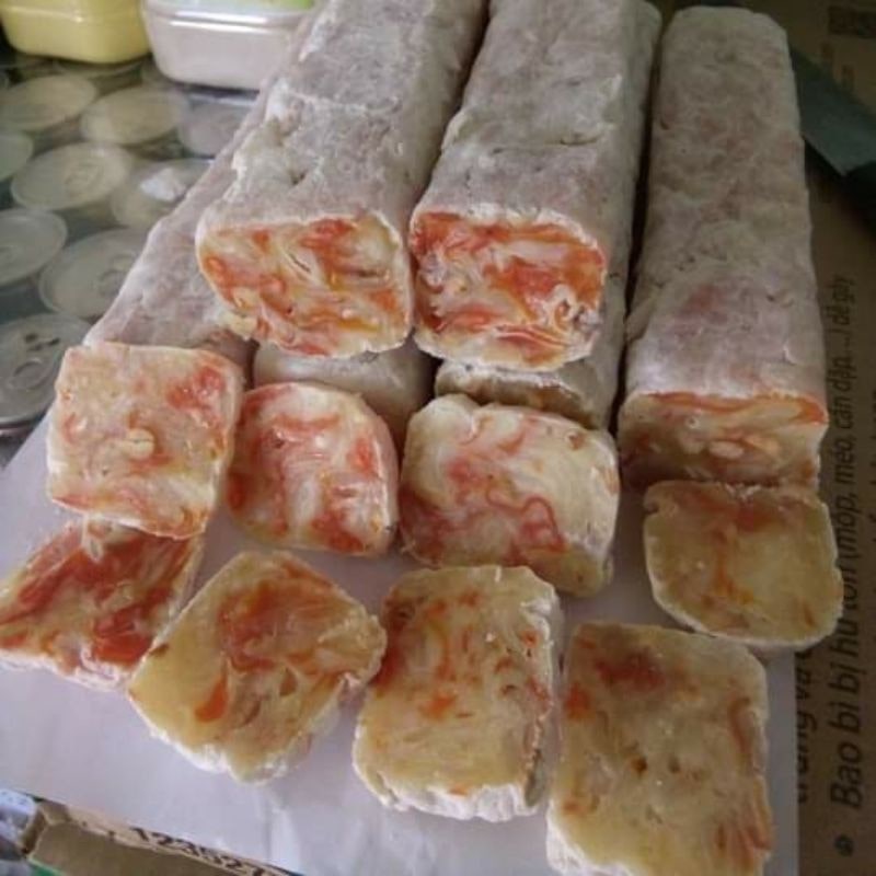 Mua bánh bó Quảng Ngãi ở các khu chợ và cửa hàng