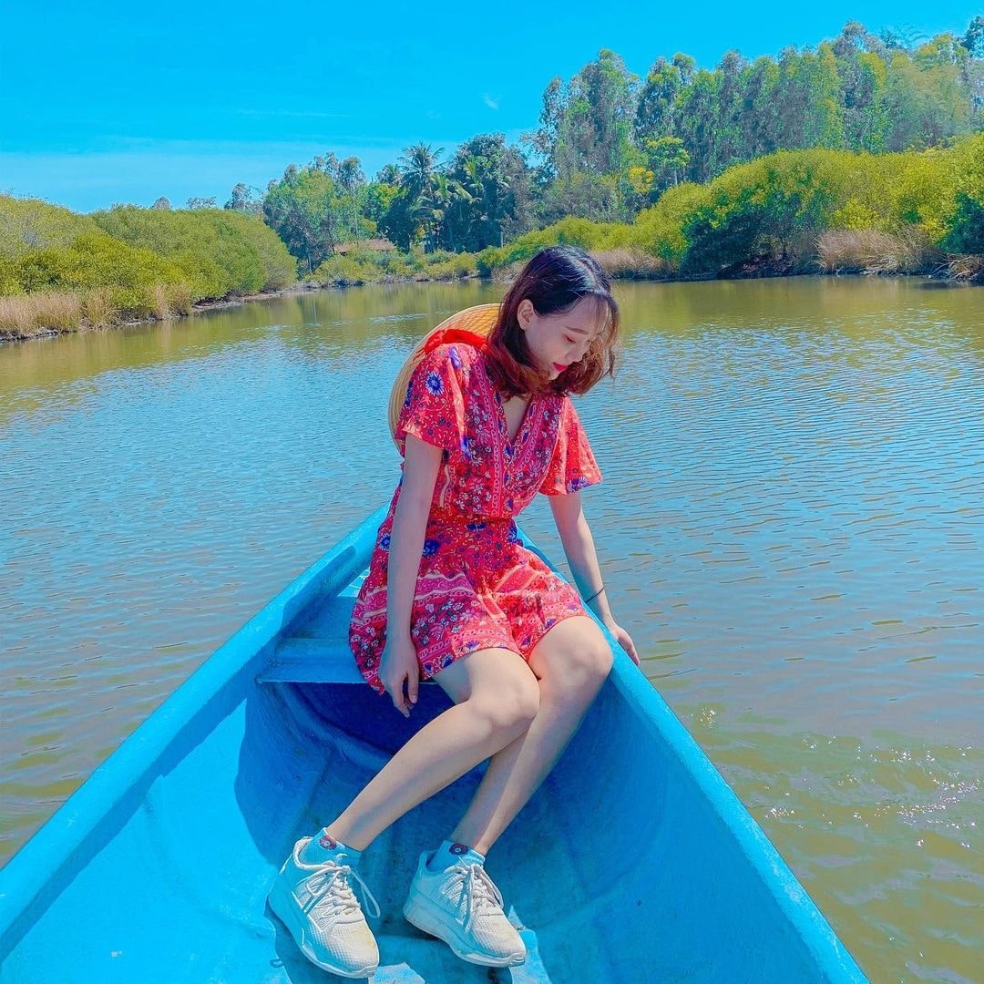 Chụp vài ảnh đẹp khi đến Bàu Cá Cái