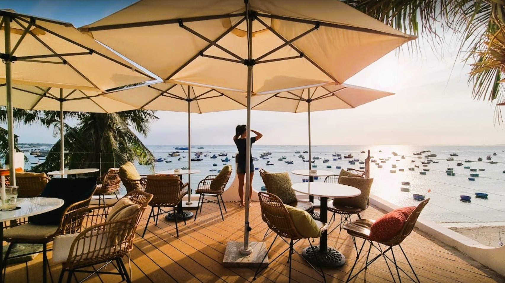 Quán cafe Mũi Né view biển tuyệt đẹp Soho Coffee