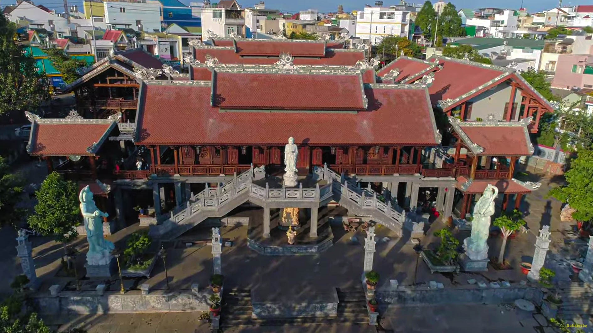 Toàn cảnh trang nghiêm của Chùa Sắc Tứ Khải Đoan