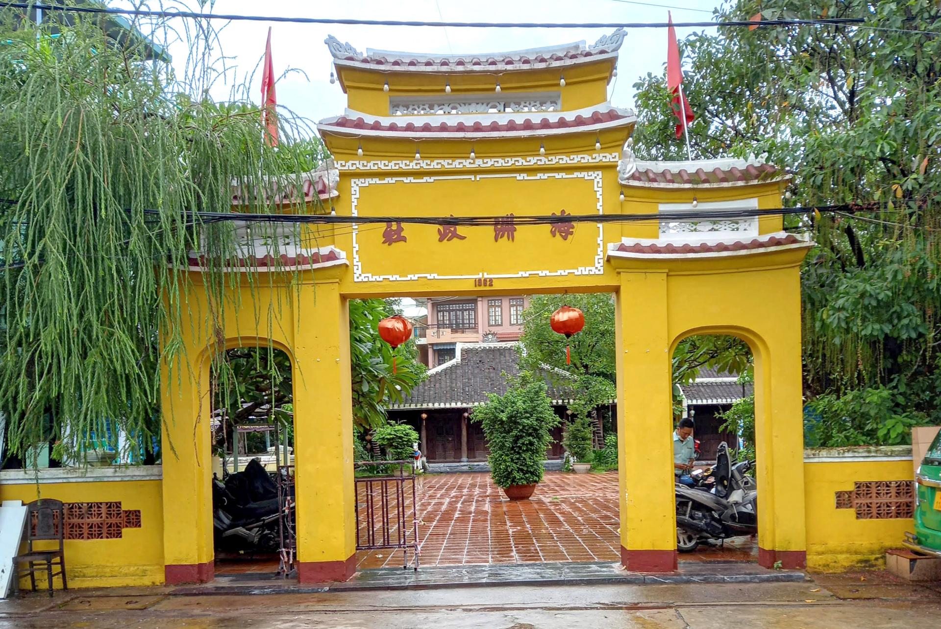 Đình làng Hải Châu cổ kính, nằm ngay giữa lòng Đà Nẵng