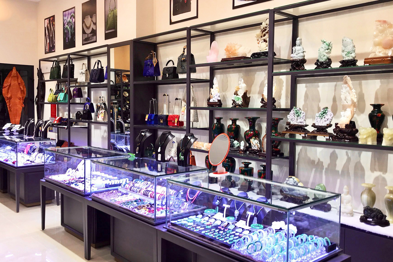 Tham quan và mua sắm tại showroom ngọc trai Phú Quốc