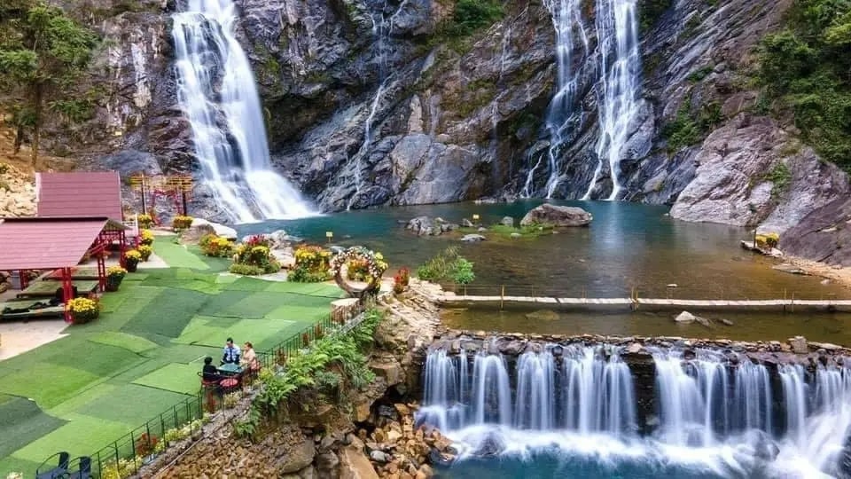 Sức hút thiên nhiên khó cưỡng ở Thác Minh Long