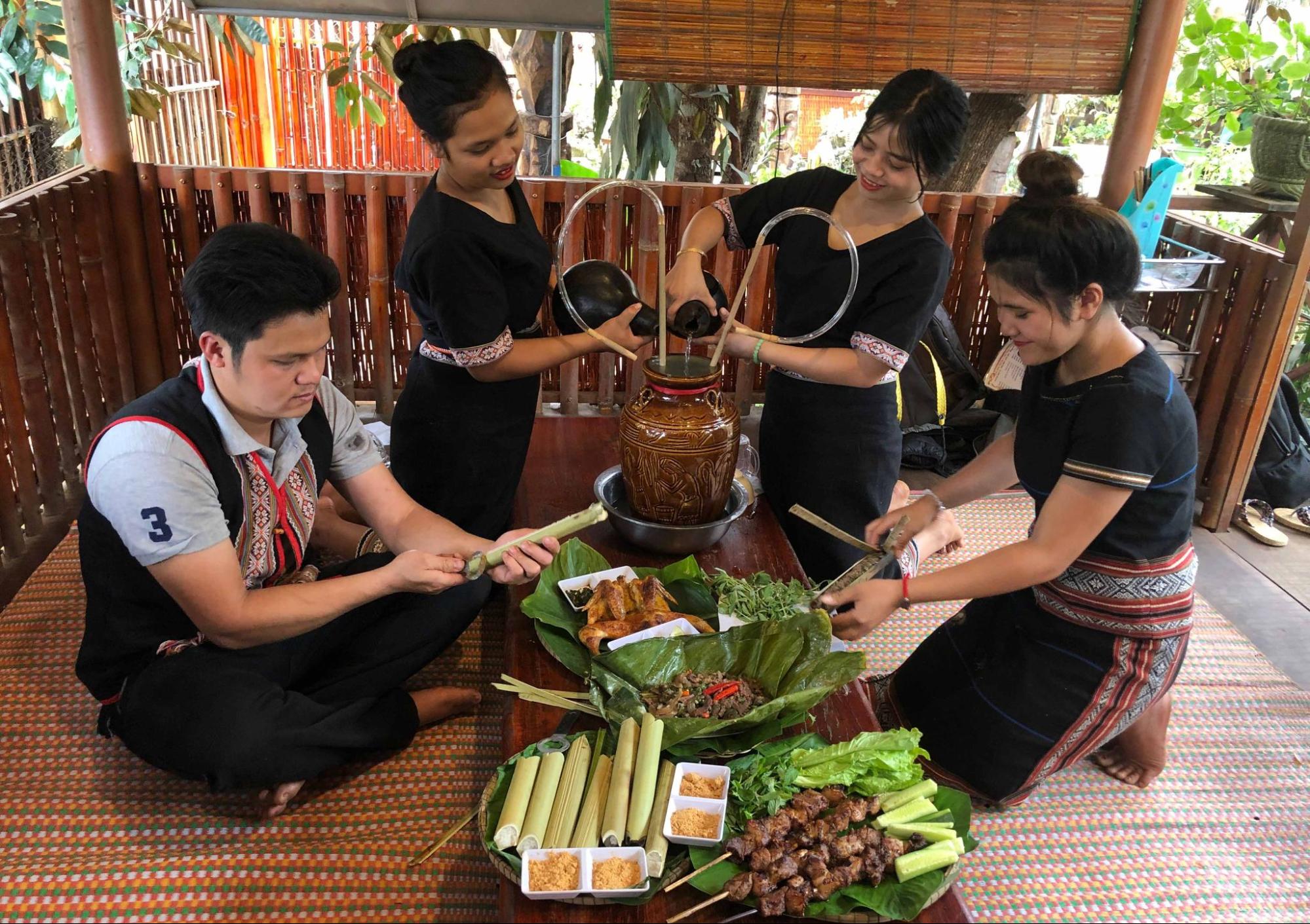 Các món ăn đặc sản Tây Nguyên hấp dẫn tại KoTam