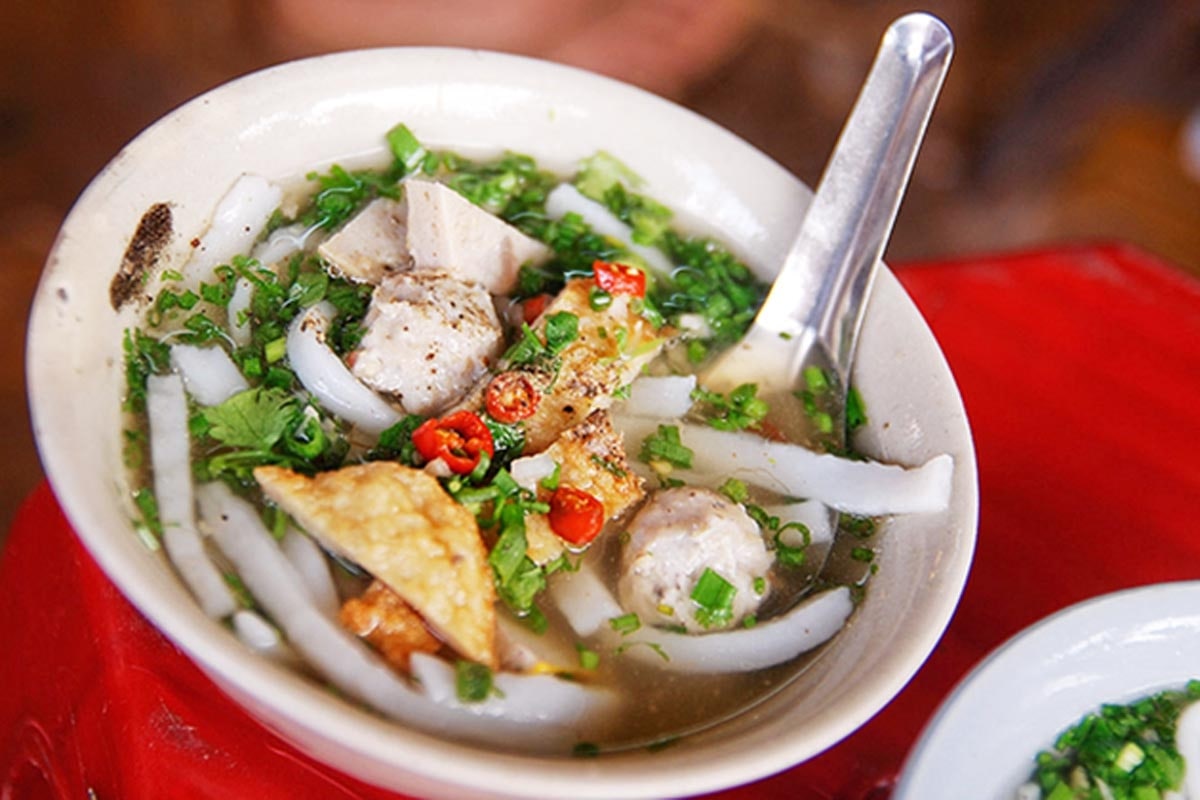 Bánh canh Bà O mang đậm hương vị quê nhà