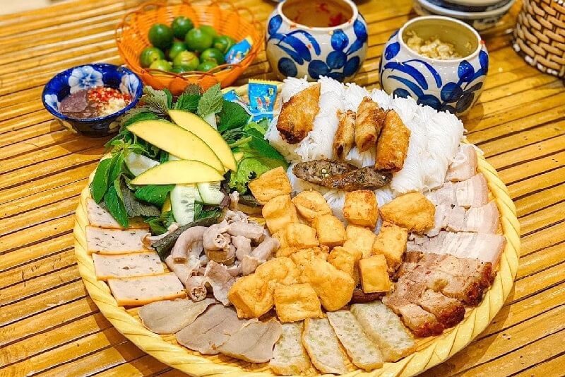 Bún đậu Nha Trang Chị Hằng “ngon - bổ - rẻ”