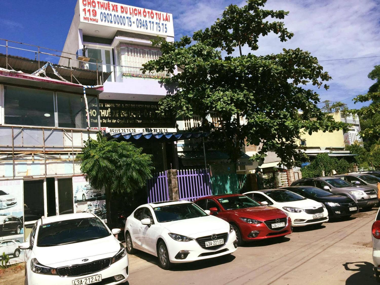 Một số mẫu xe ô tô thuê tự lái tại Đà Nẵng