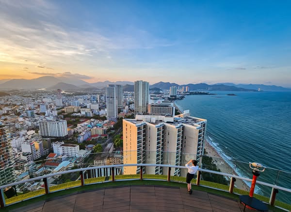 Skydeck view quan sát tuyệt đẹp tại Skylight Nha Trang