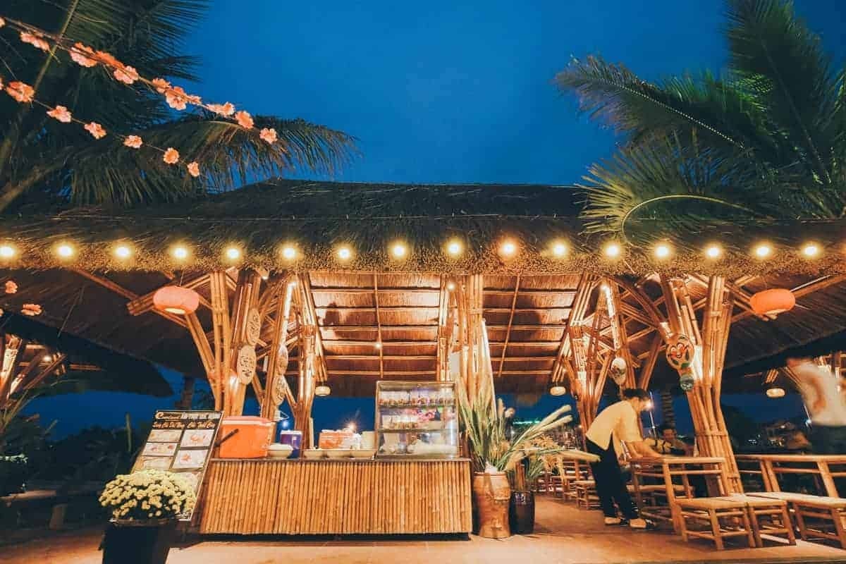 Chợ đêm Quảng Bình về đêm là nơi lý tưởng khám phá văn hóa địa phương