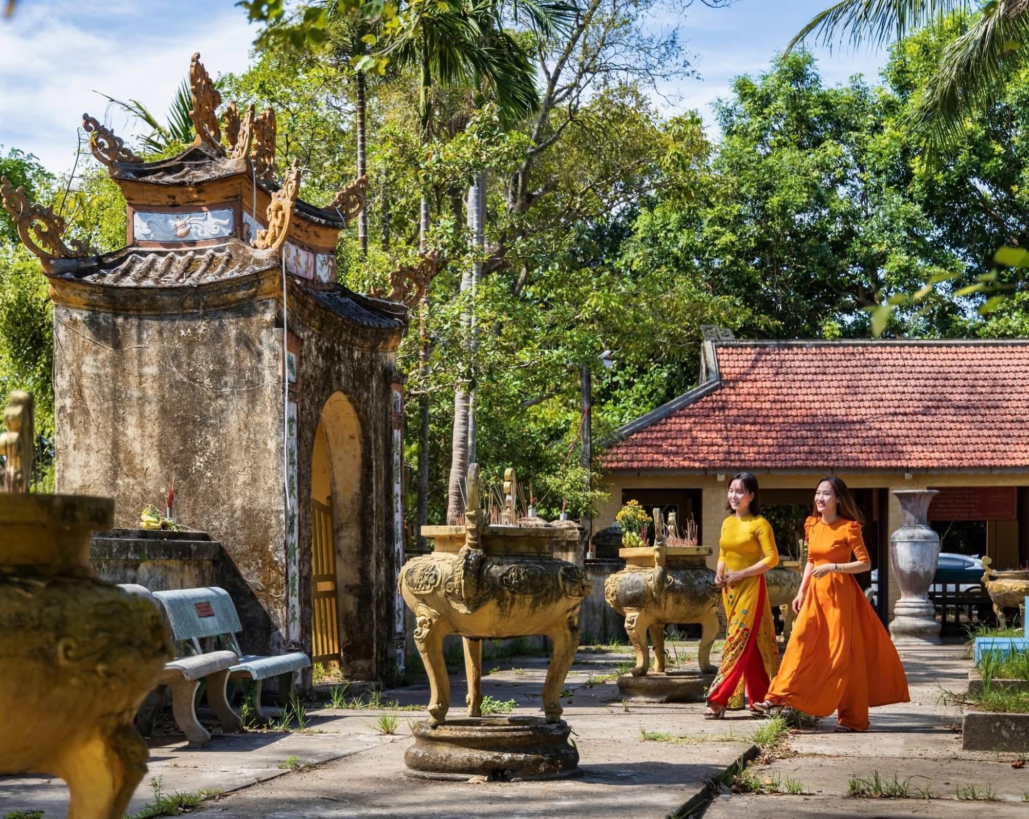 Ngôi làng cổ có lịch sử gần 500 năm