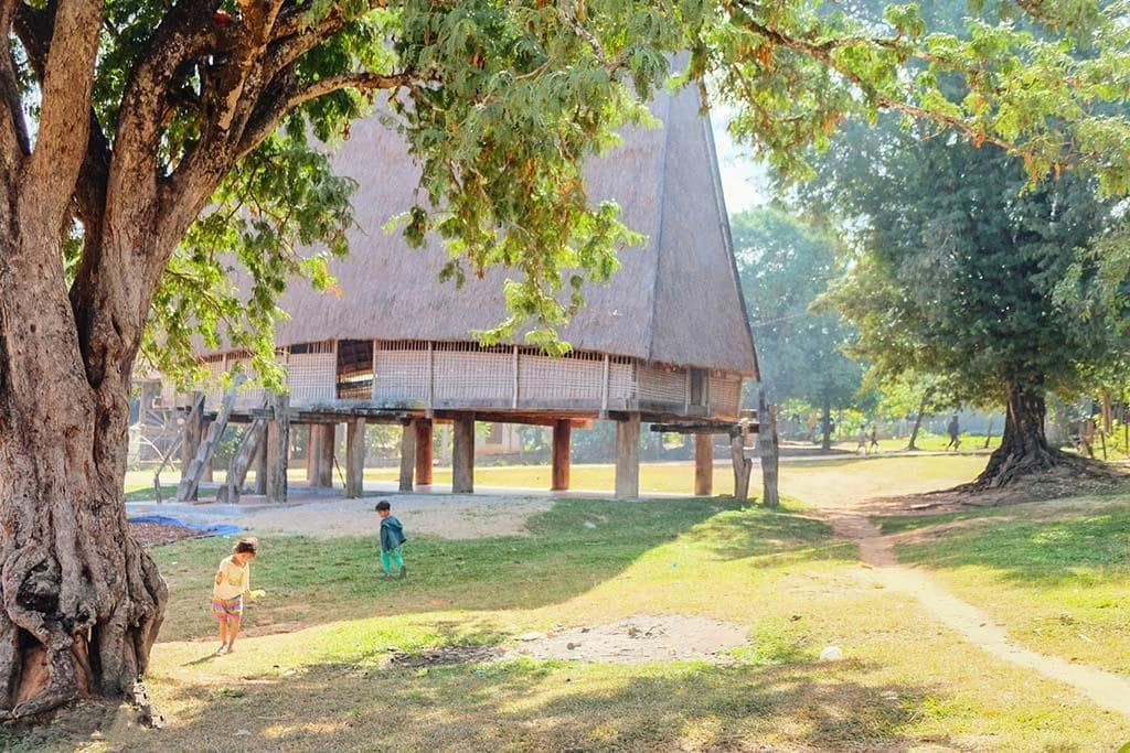 Con đường đến nơi hoang sơ đến kì lạ