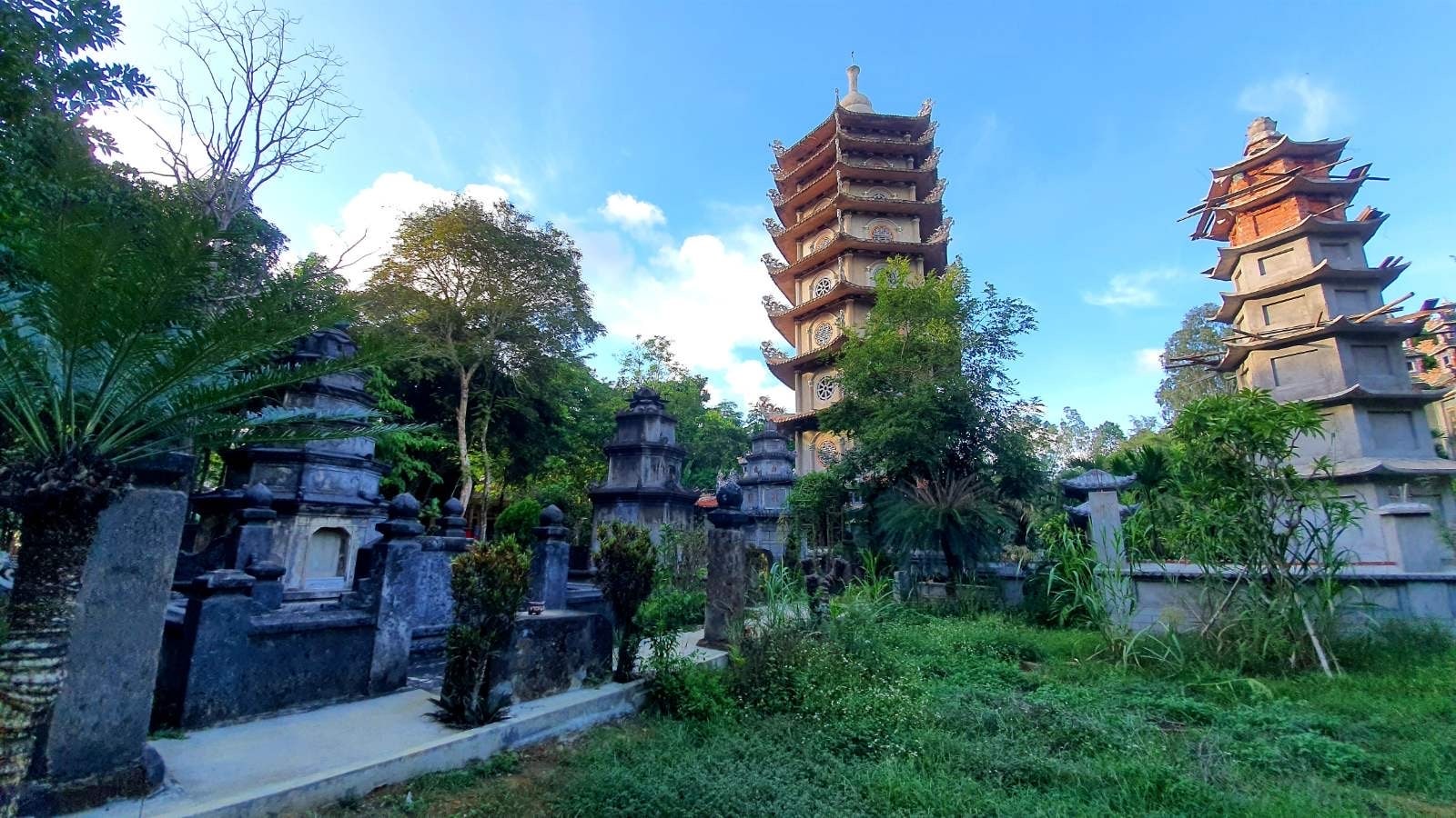 Câu chuyện huyền thoại và linh thiêng của núi Thiên Ấn