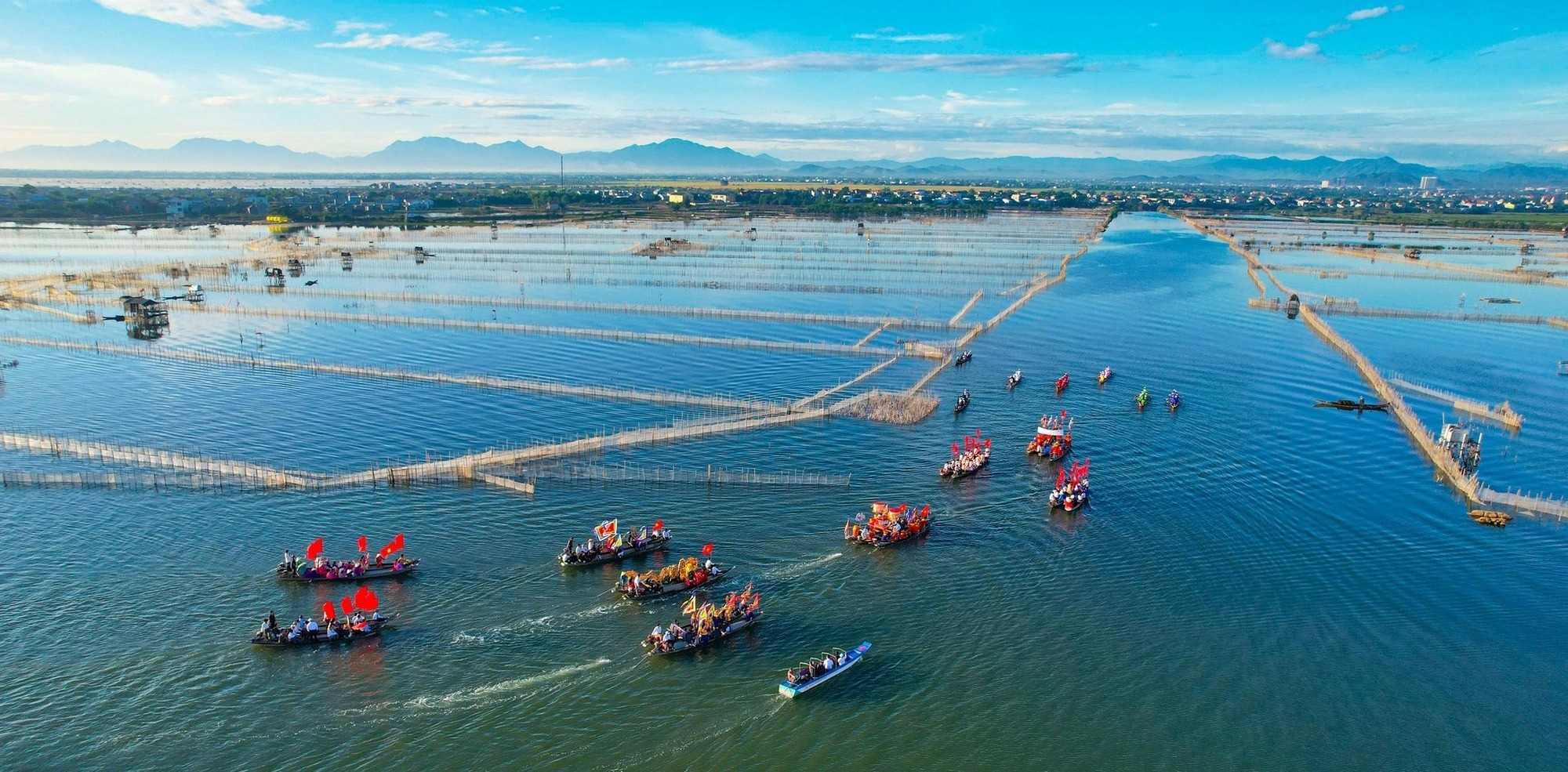 Phá Tam Giang là điểm đến thơ mộng tại vùng ven biển xứ Huế