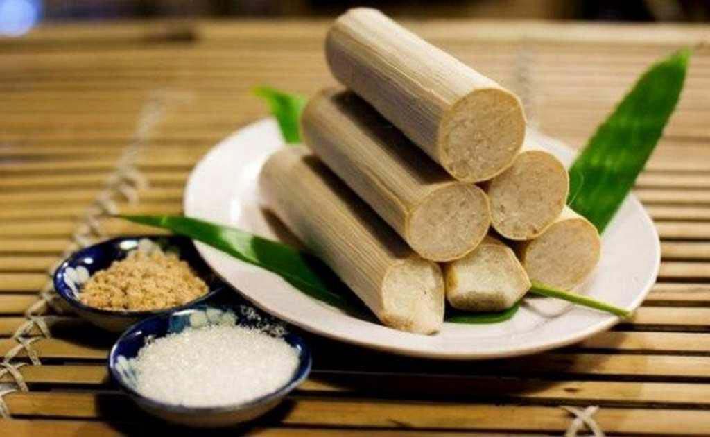 Thưởng thức hương vị núi rừng Pù Luông với cơm lam ống tre dẻo thơm