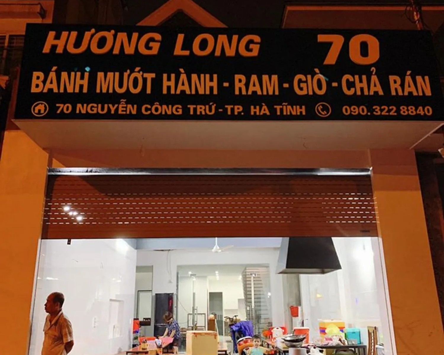 Hương Long quán ram bánh mướt truyền đời nổi tiếng