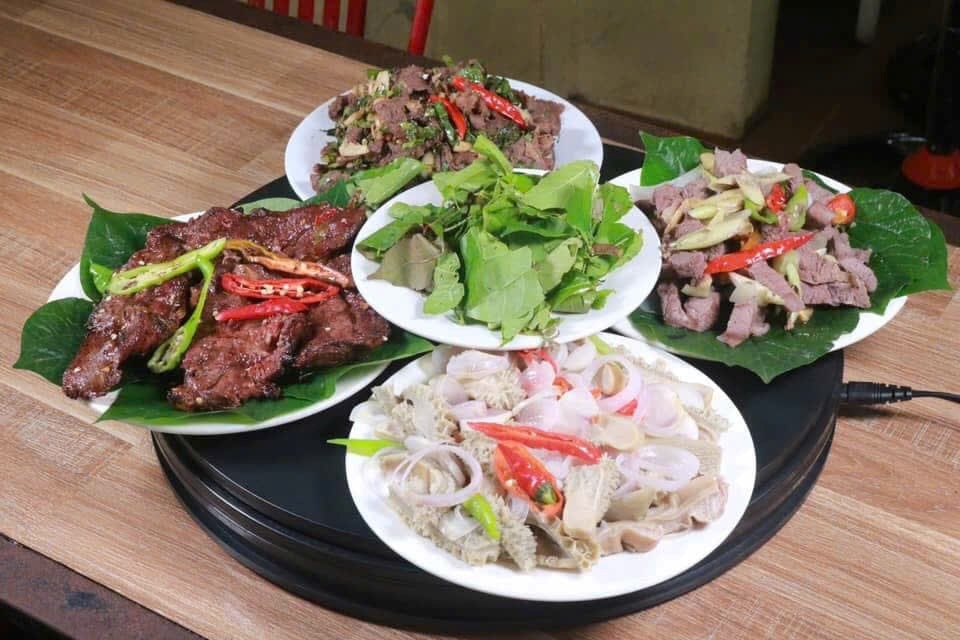 Thịt trâu non quyện lá trơng, thơm ngon đầy hấp dẫn