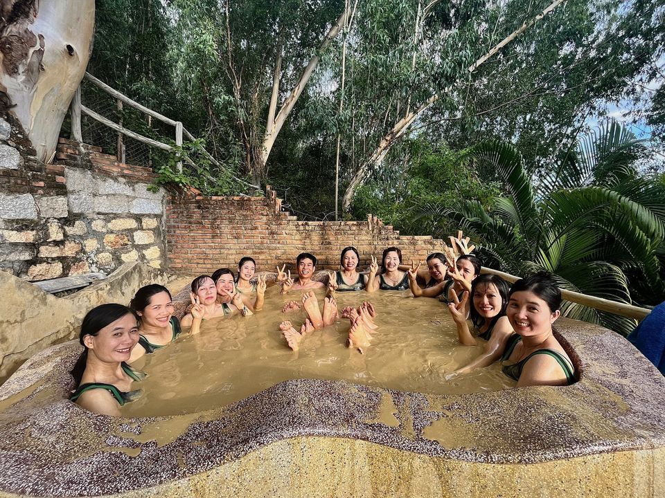 3 lưu ý quan trọng khi đến trung tâm suối khoáng nóng Tháp Bà