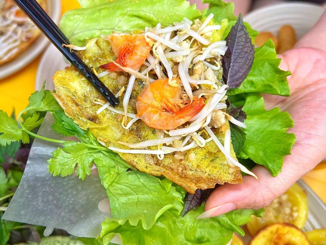 Quán bánh xèo 122 chỉ dân bản địa mới biết