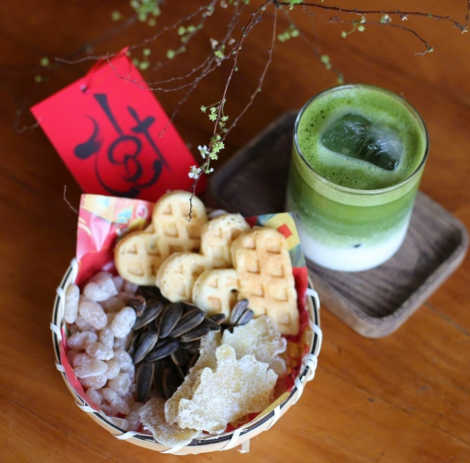 Ly trà Matcha mát lạnh, giúp xua tan nắng nóng mùa hè