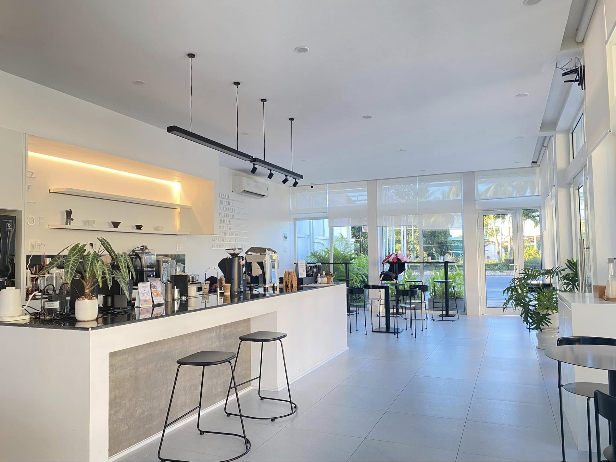 95Drop Coffee - View đẹp, không gian thoáng, tha hồ check-in thả ga