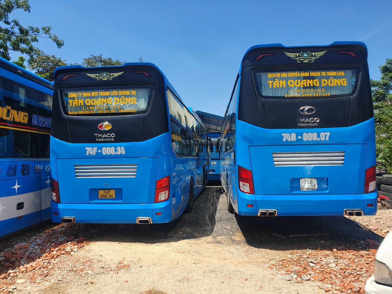 Xe khách phương tiện di chuyển phổ biến đến biển Cửa Tùng