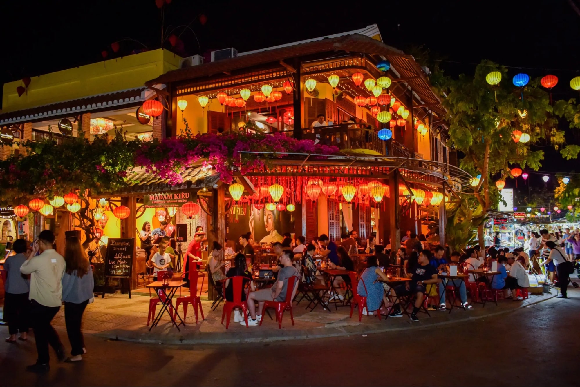 Bỏ túi vài kinh nghiệm khám phá chợ đêm phố cổ Hội An