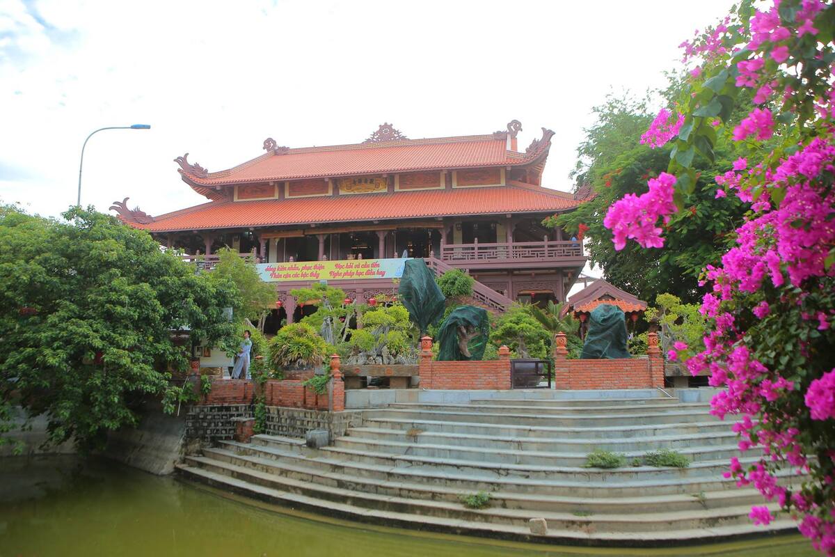 Chùa Quan Âm Ninh Thuận là điểm đến tâm linh số 1 ở Phan Rang