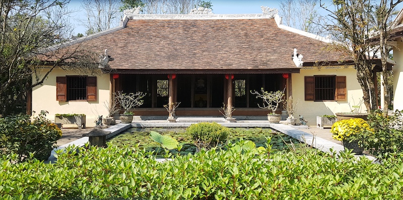 Nhà rường là kiểu nhà truyền thống của xứ Huế