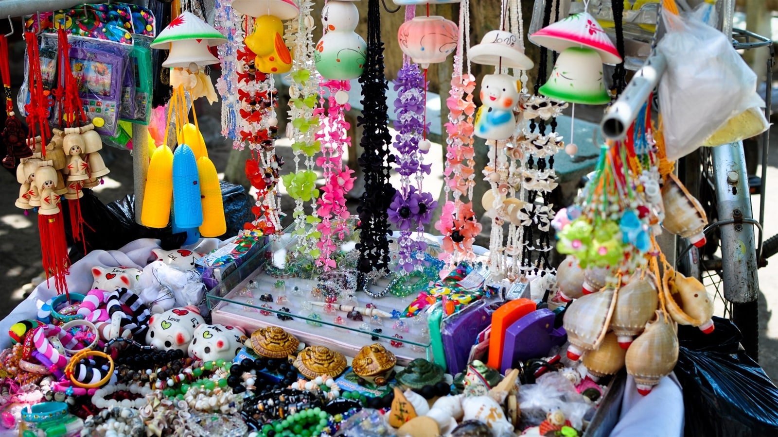 Quà lưu niệm từ vỏ sò tinh xảo tại Bãi Tiên Phú Yên 