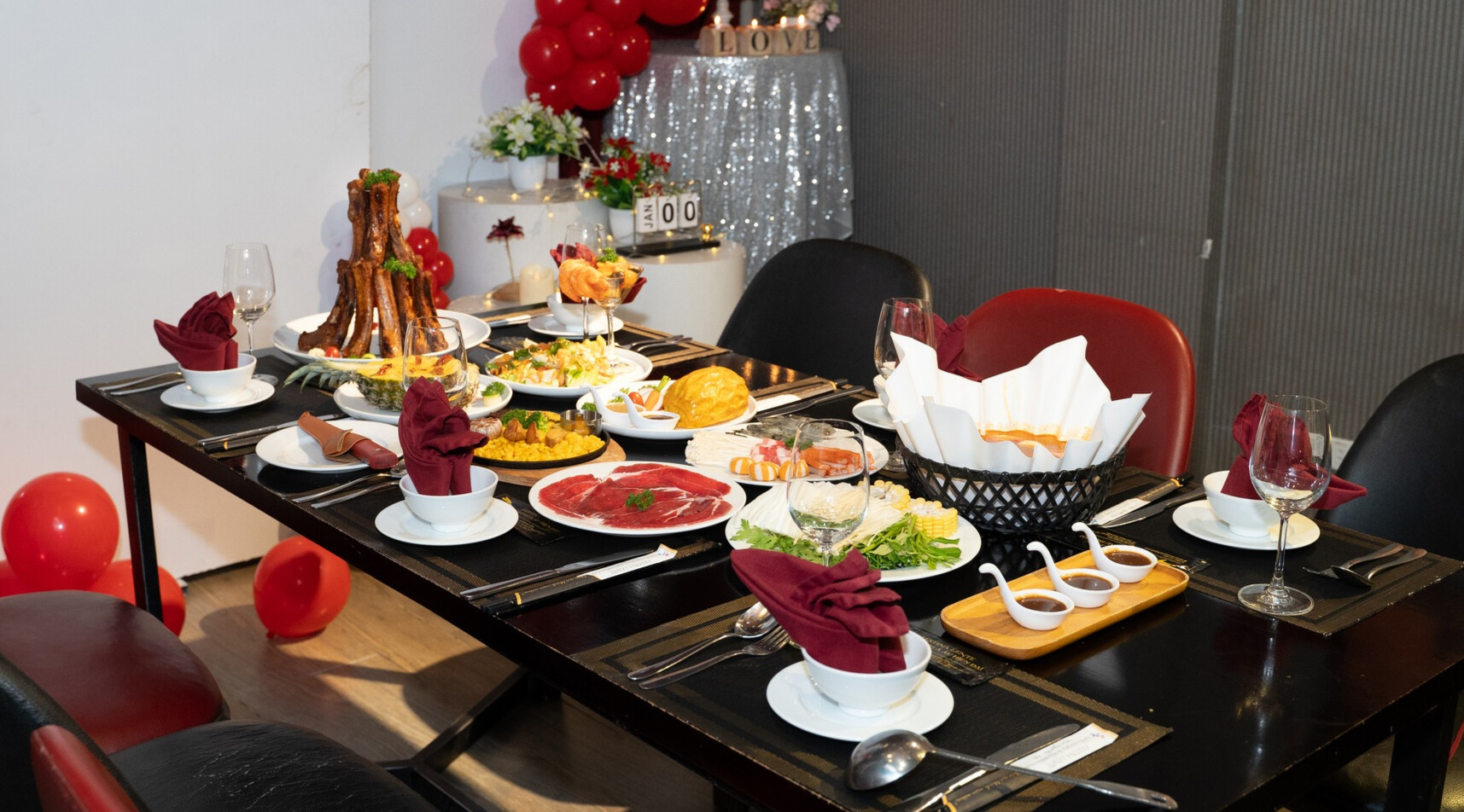 Nhà hàng buffet Quy Nhơn với fine dining lãng mạn, sang trọng