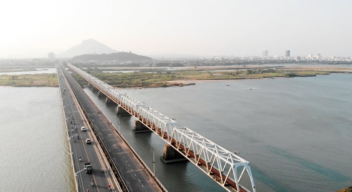 Cây cầu có chiều dài khoảng 1,2 km