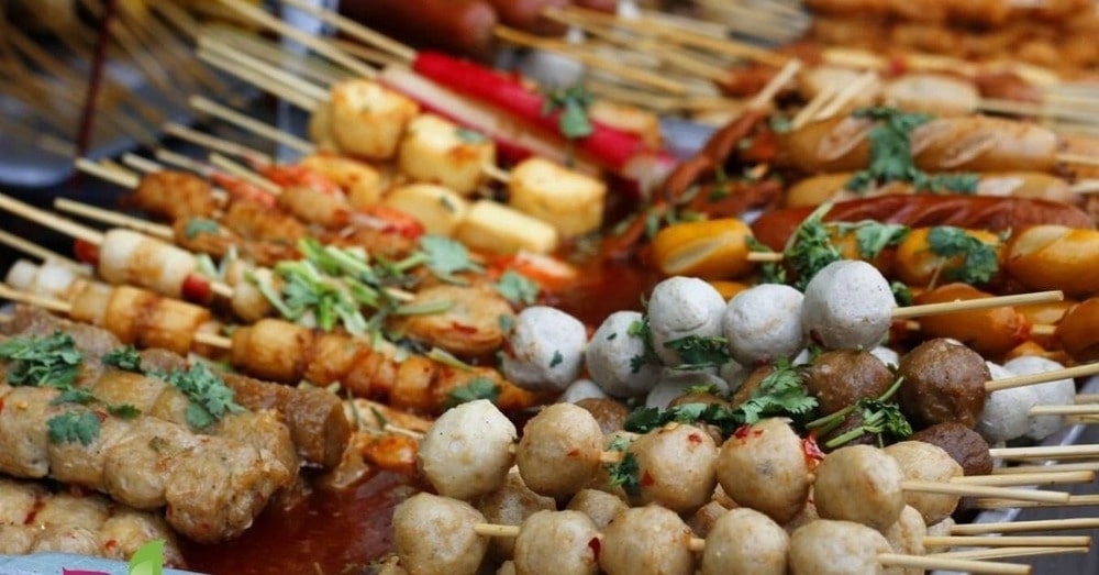 Khu ẩm thực đông đúc, siêu nhiều món ngon