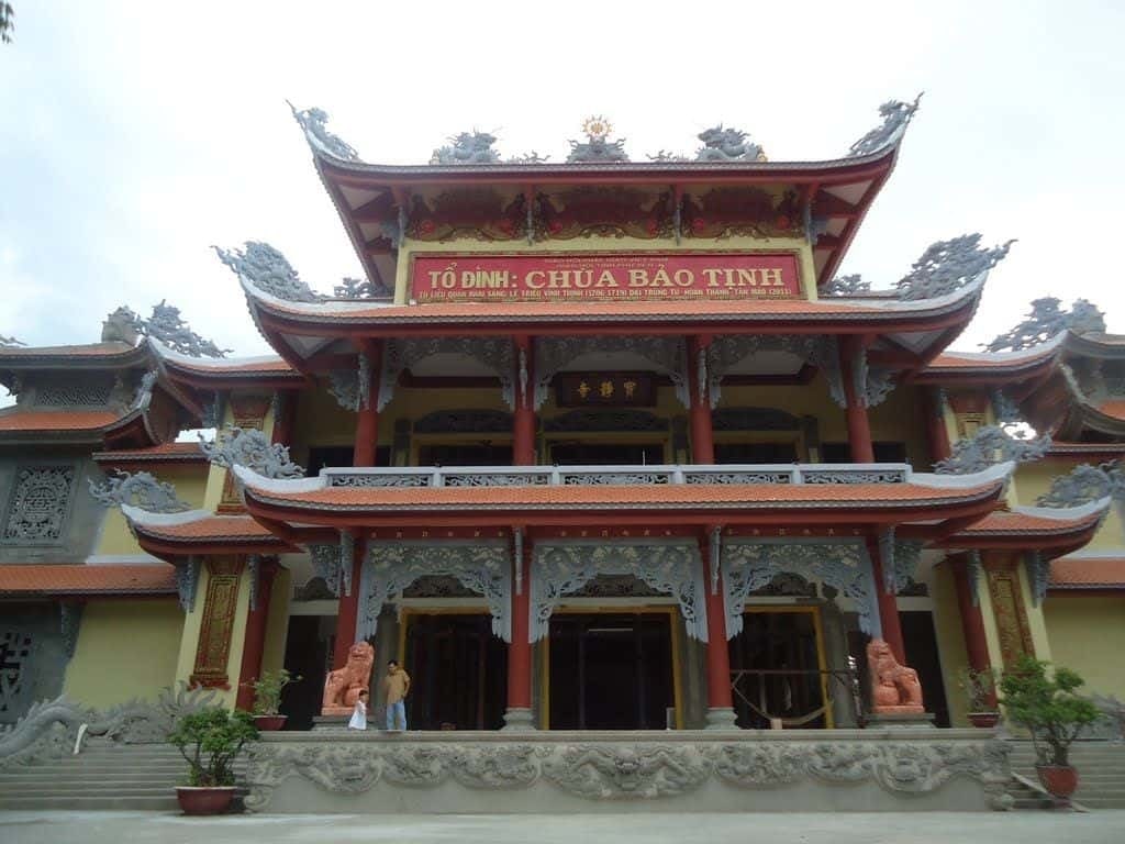 Chùa ở vị trí trung tâm Tuy Hòa, dễ di chuyển bằng nhiều phương tiện