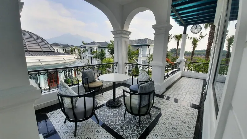 Biệt thự Phố Tây