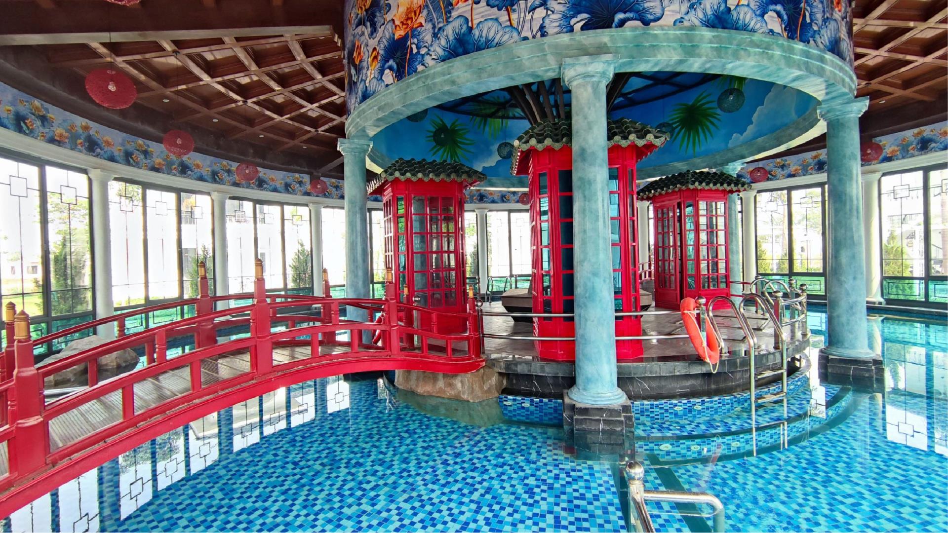 Bể bơi khoáng nóng Khu Onsen Japan