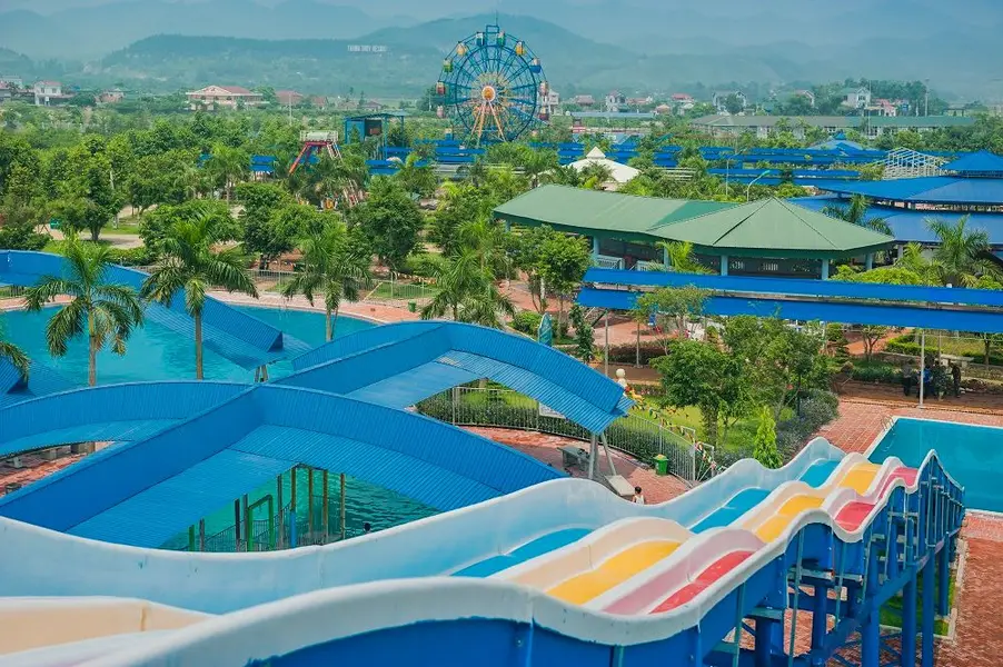 địa điểm vui chơi khám phá gần Vườn Vua Resort & Villas
