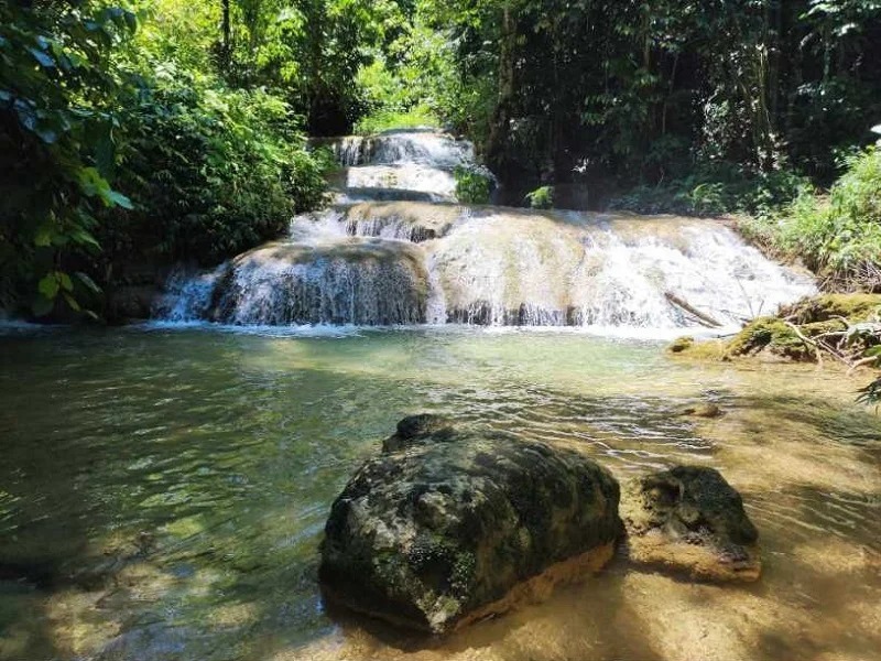 Thác Hiêu Pù Luông