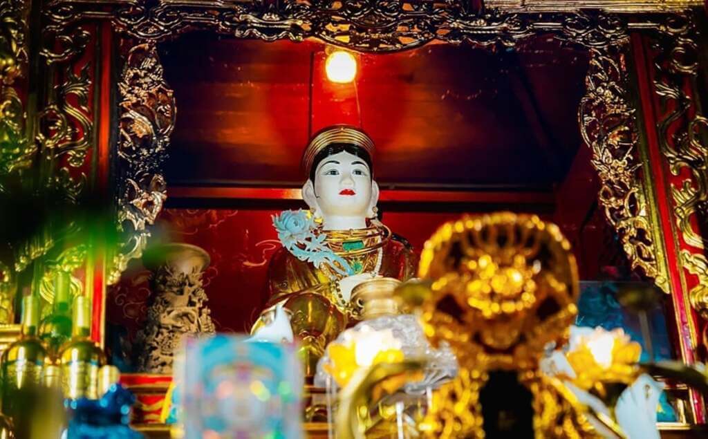 đền cô bơ thanh hoá