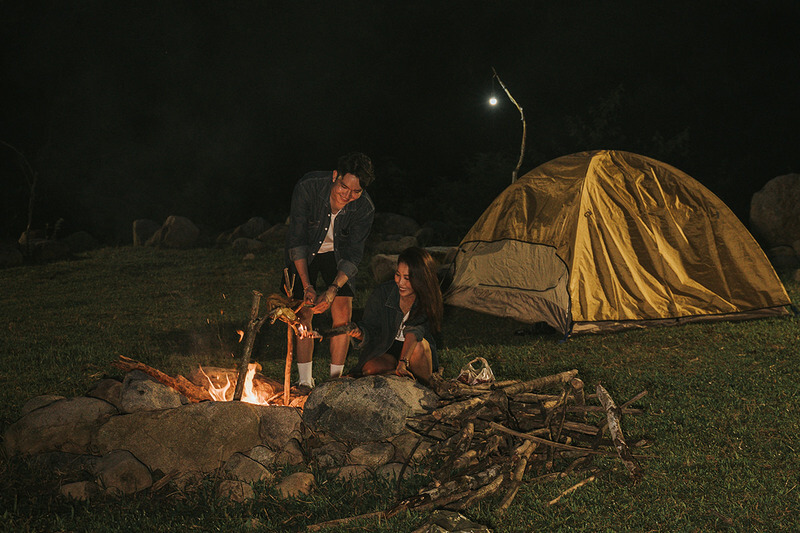 Cắm trại trên đỉnh Cu Vơ là một hoạt động không thể bỏ qua