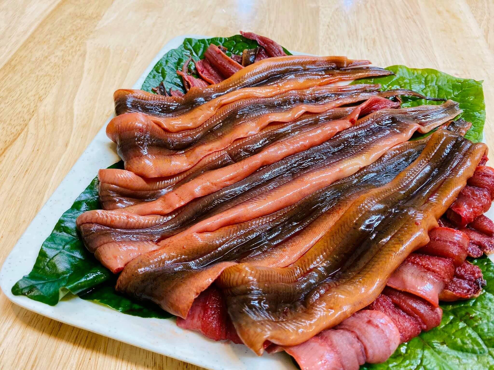 Thịt lươn đồng săn chắc là bí quyết ẩm thực địa phương 