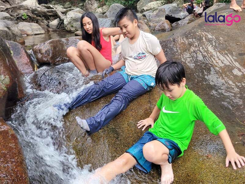 vui chơi dưới nước tại thác ma hao