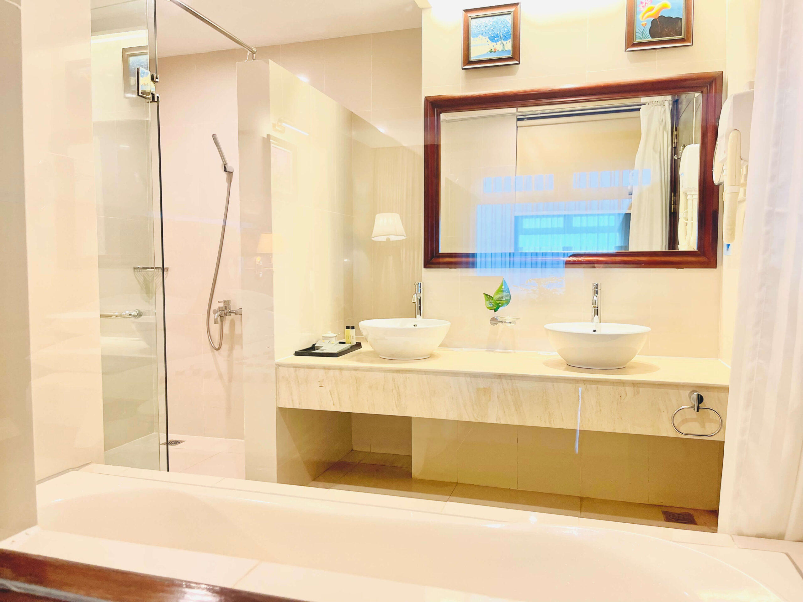 Phòng Deluxe 3 người (Deluxe Triple Room)