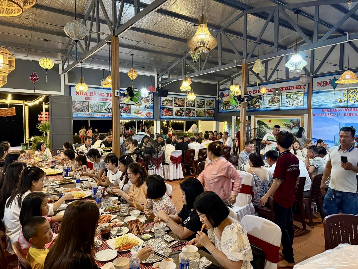 Seafood Restaurant - Điểm hẹn ẩm thực của du khách
