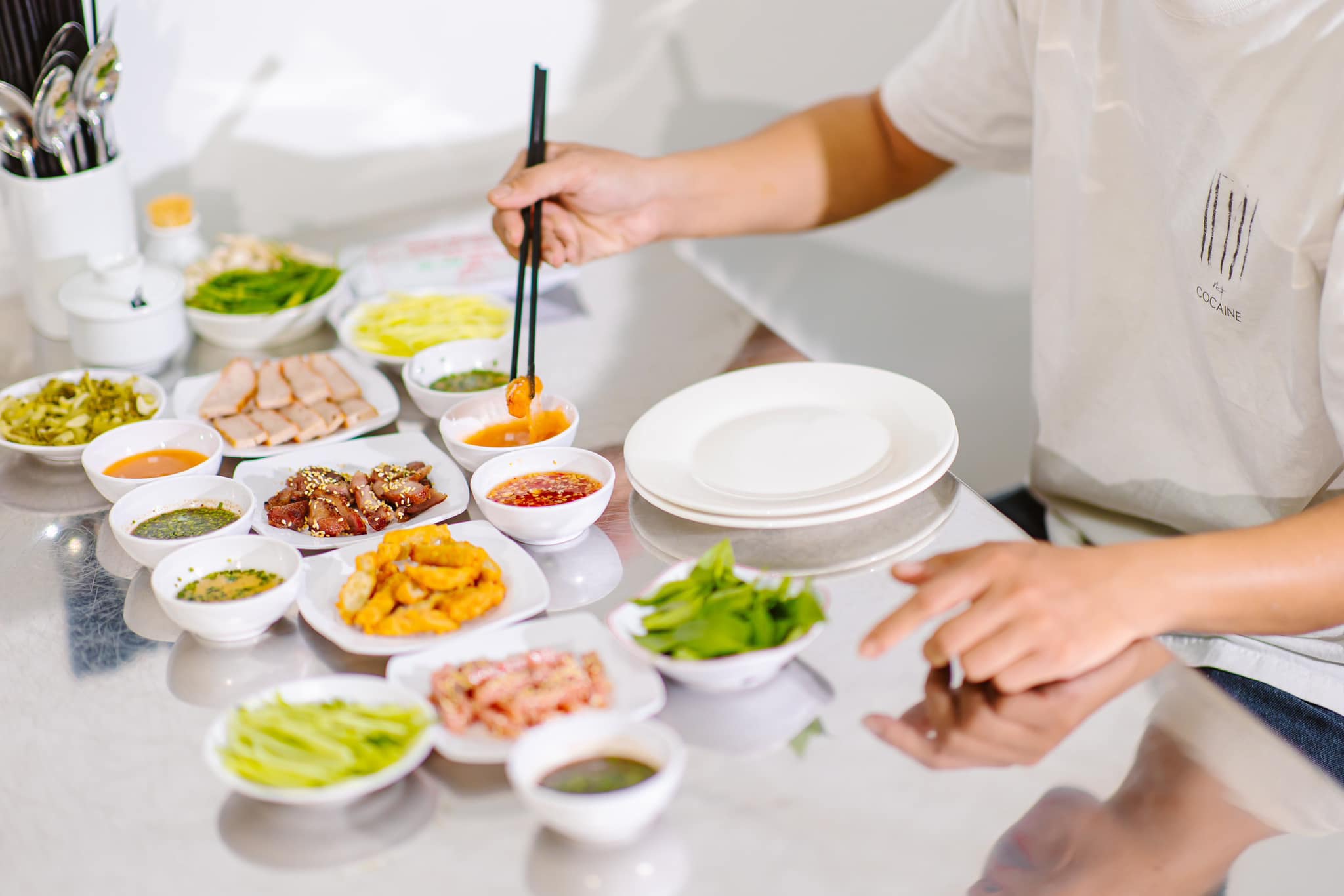 Quán Cô Hạnh menu đa dạng, bài trí bắt mắt
