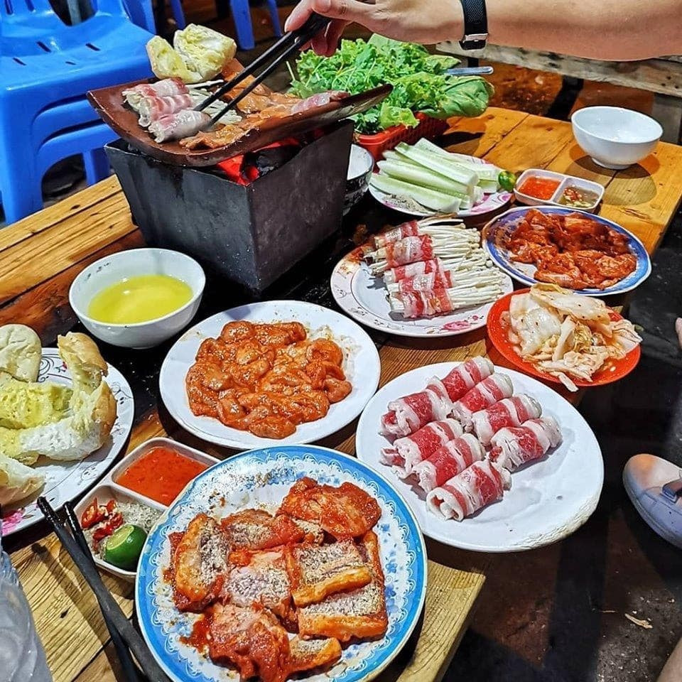 Bò Lạc Cảnh Nha Trang có menu đồ ăn đa dạng
