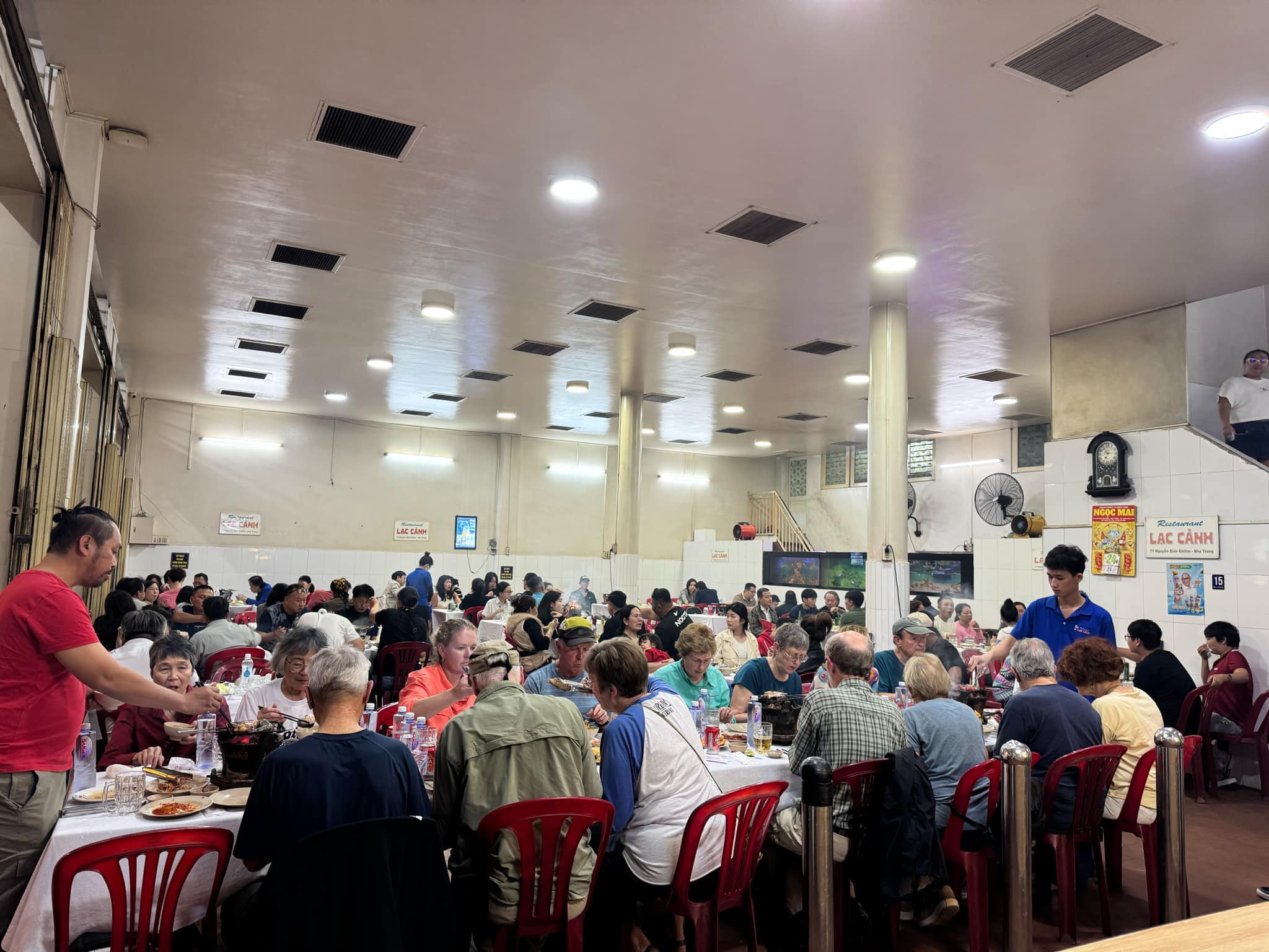 Không gian quán ăn Bò Lạc Cảnh Nha Trang
