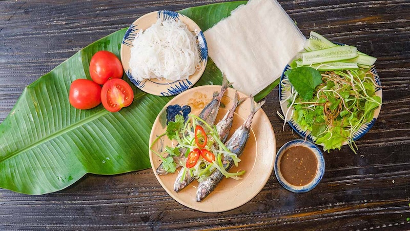 Cham Restaurant mang đến trải nghiệm thưởng thức cá nục hấp 5 sao