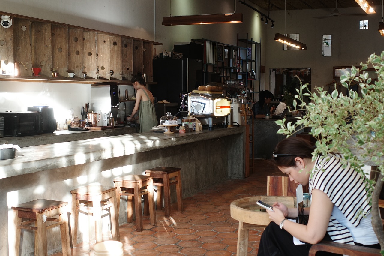 Noon Concept mang phong cách tối giản, tận dụng ánh sáng tự nhiên 